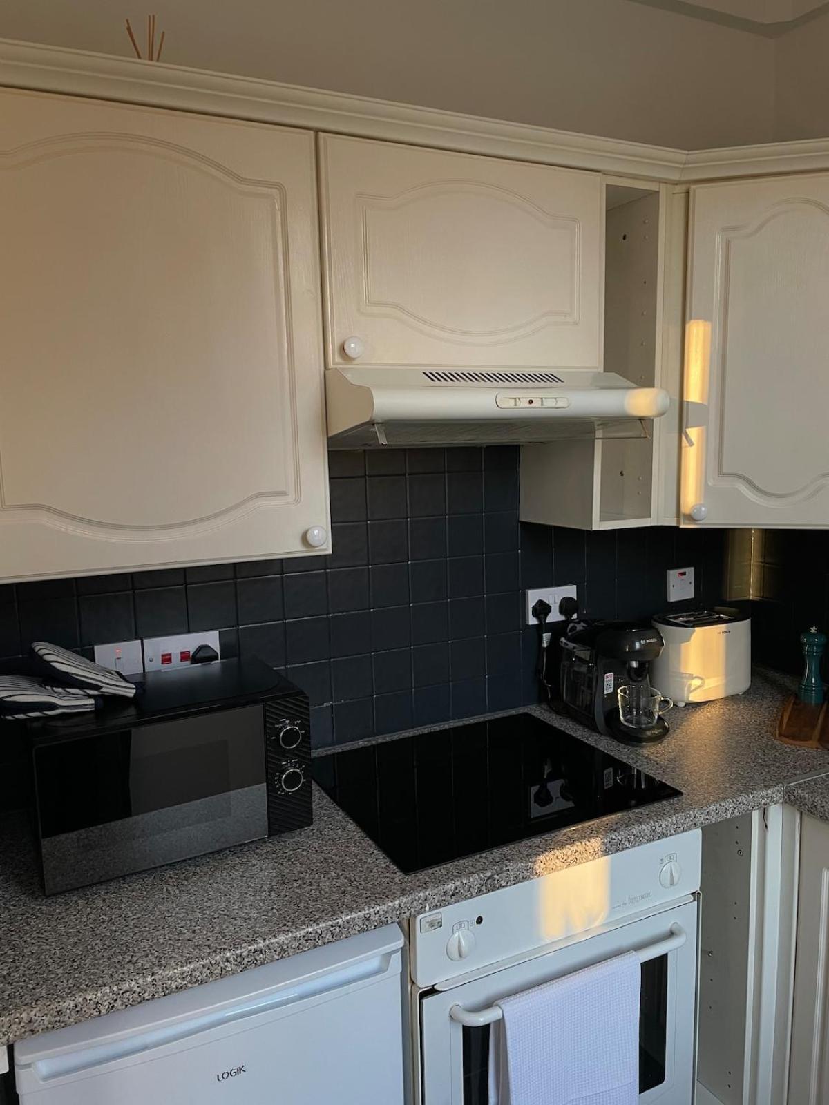 Апартаменты Cozy Flat In The Heart Of Leith Эдинбург Экстерьер фото